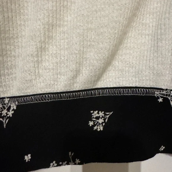 Free People Auxton Wrap Floral Top Black/White 90’s Boho Cottagecore Festival - Picture 6 of 13